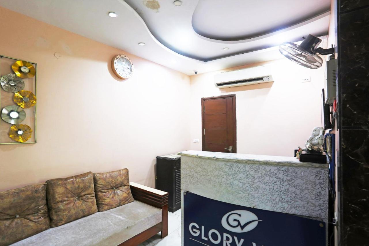 Hotel Capital O 23188 Glory